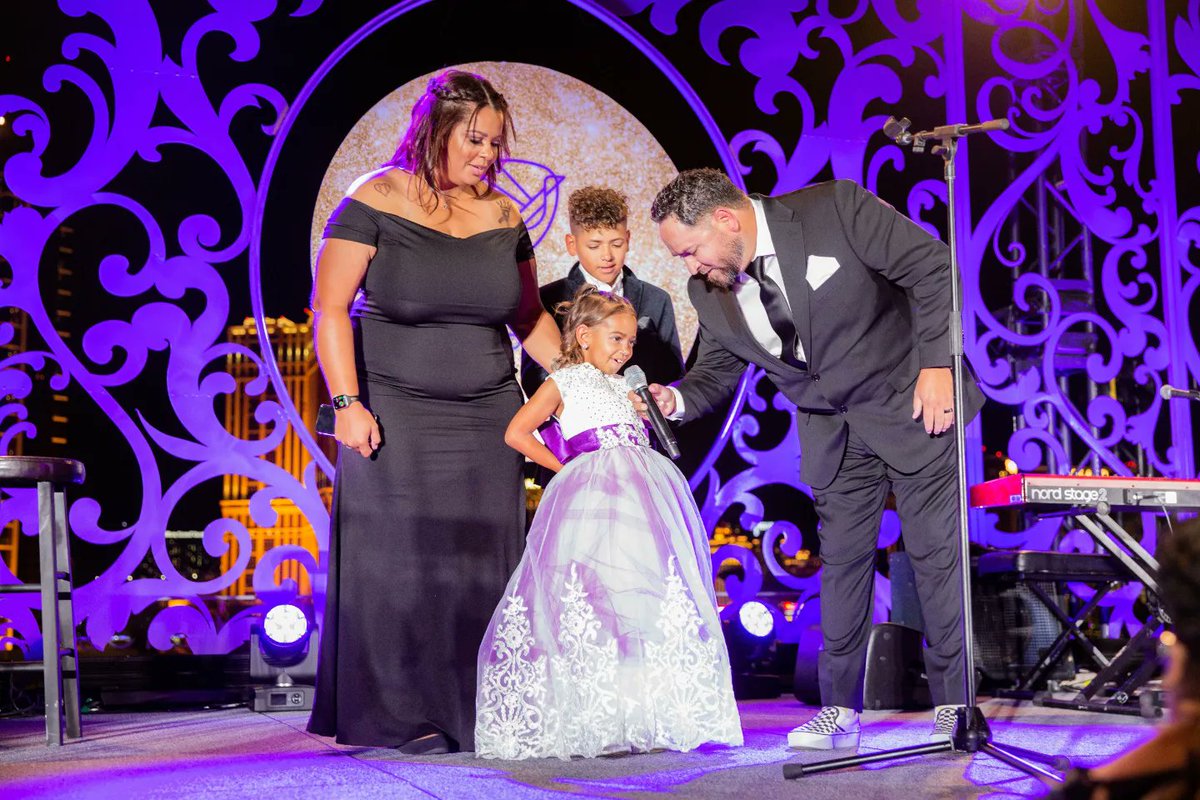 trfdotorg's tweet photo. Even more photos from our favorite night of the year! #TRFgala 💜

📸: @PhoebeMeli https://t.co/NUQU5FLTnt