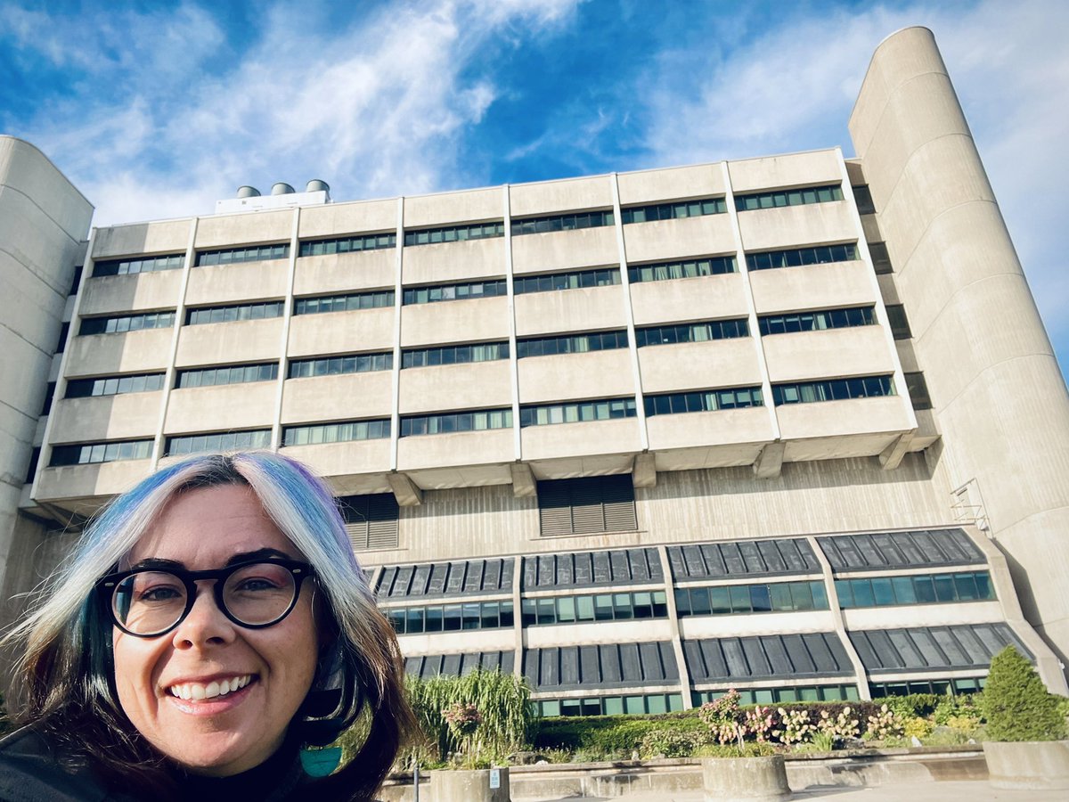 HudsonBayWQMS's tweet photo. Elise and Elaine are in Burlington for COWQ! 🐄 

Or more formally: the Prairie Provinces Water Board’s Committee on Water Quality semi annual meetings.

First order of business: getting a selfie in front of CCIW, every water scientist’s favourite brutalist castle.

#PPWB https://t.co/KYFe67Jp6A