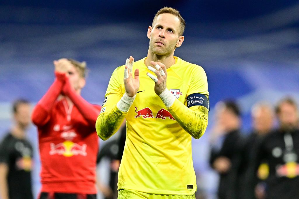 UEFAcom_de's tweet photo. #GetWellSoon, Péter #Gulácsi! ✊

#UCL | #RBLCEL | @RBLeipzig https://t.co/YufeK0KRdW