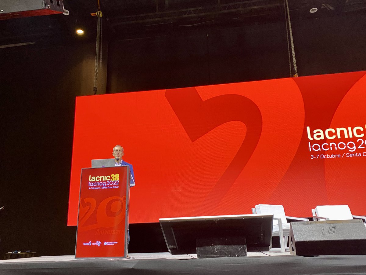 lacnic tweet media