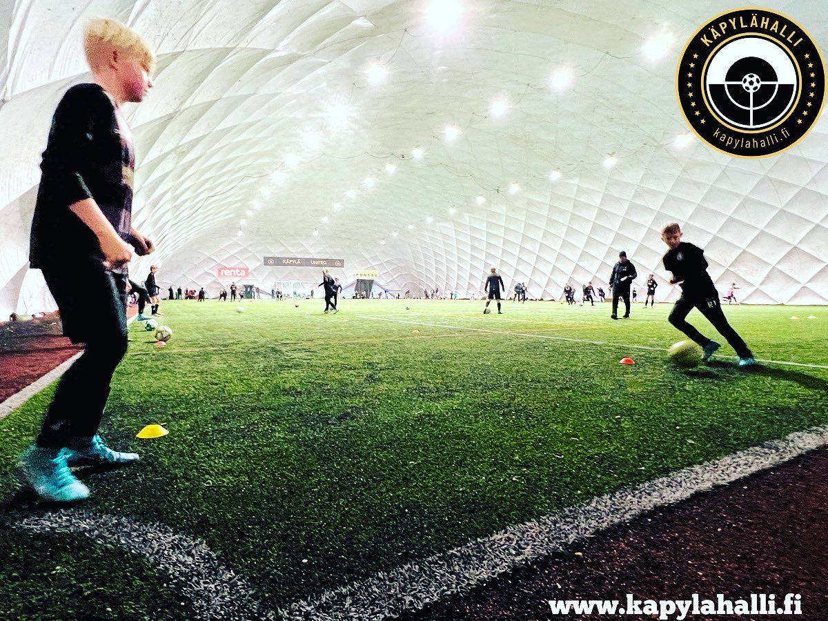 Ensimmäinen hallikauden viikko 🔥⚽️

Yksi vapaa vakiovuoro vielä talvikaudeksi vapaana:

Pe klo 20-21

👉kapylahalli.fi

#jalkapallo #kuplahalli #Käpylä