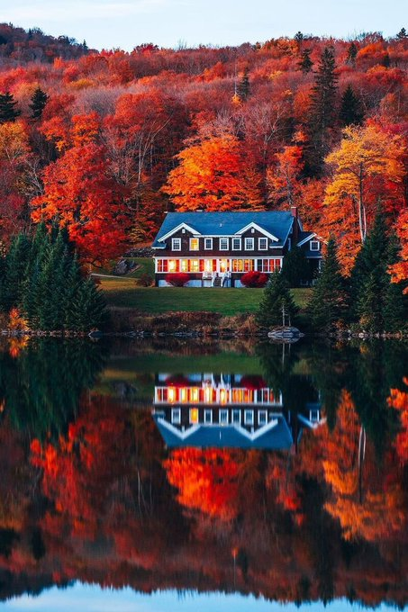 santinho95's tweet photo. Lake Gloriette, New Hampshire https://t.co/vn09EYG2qs