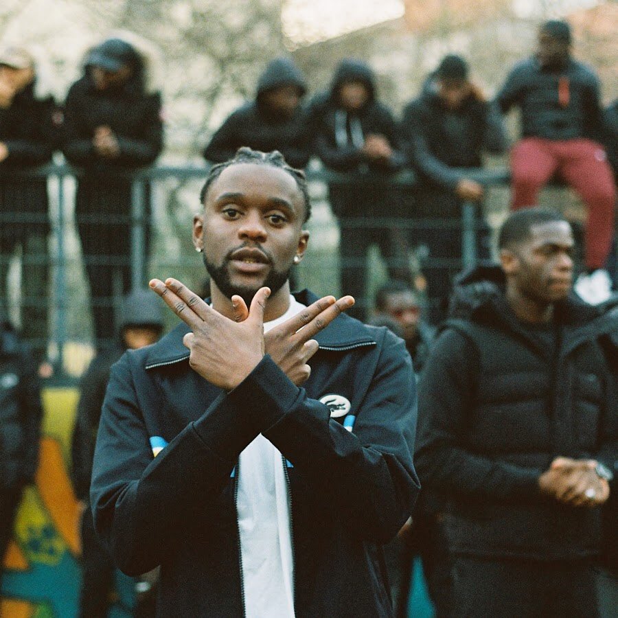ShadesFrance's tweet photo. 🚨ALBUM COMMUN !!

LETO x GUY2BEZBAR !

📆 11 Novembre https://t.co/v6TMubkFif