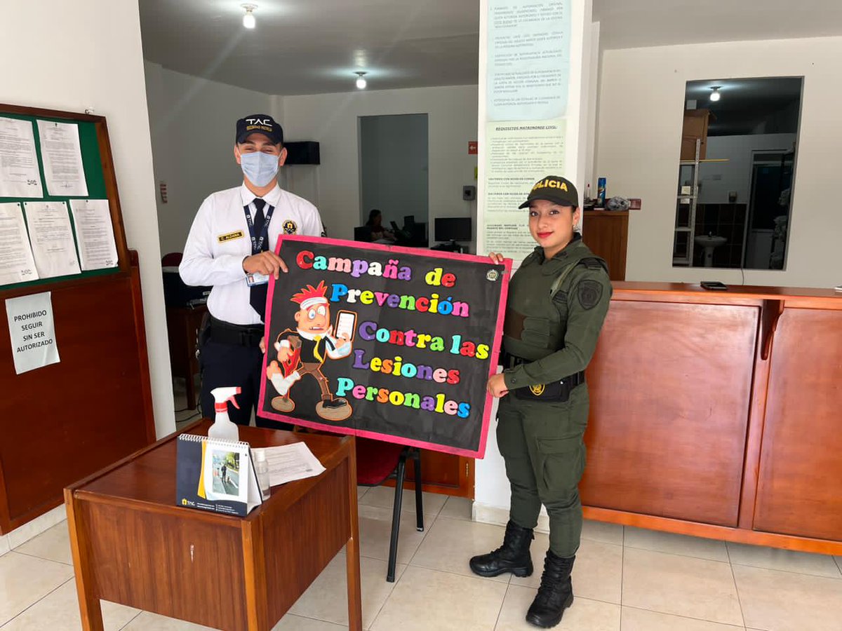 PoliciaDepuy's tweet photo. En el municipio de #PuertoGuzman visitamos a los guardas de seguridad de las diferentes entidades, con el fin de socializar las acciones más recurrentes del #CodigoDeConvivencia #EsUnHonorSerPolicía https://t.co/JYN3VNiRd1
