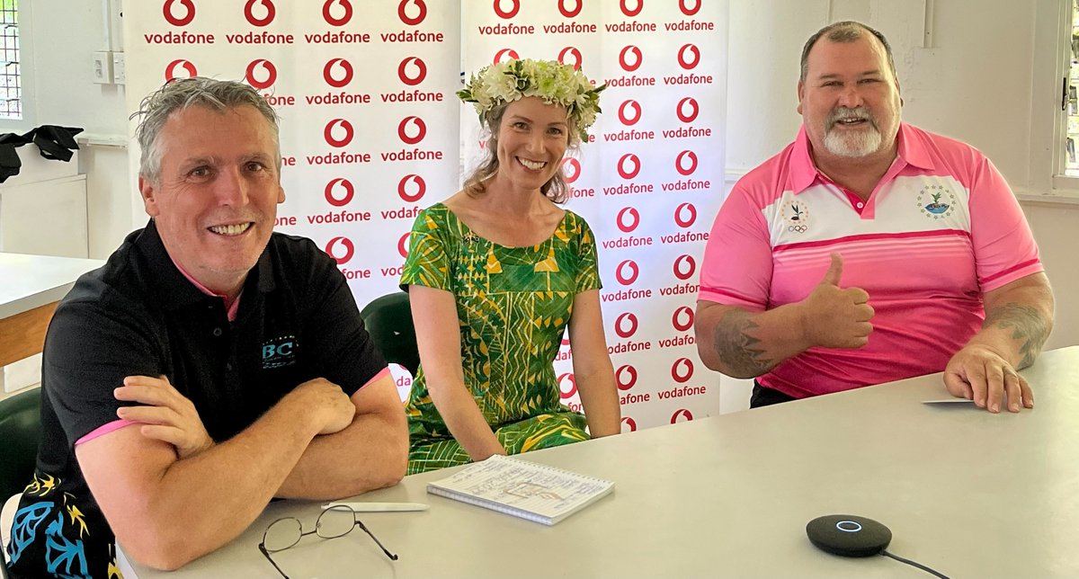 The Australian High Commission’s Ruth Baird enjoyed meeting Cook Islands Sports and National Olympic Committee’s Owen Lewis and Hugh Graham. 

They discussed the colour and culture of the Cook Islands Games underway and how Australians and Cook Islanders share a love of sport!