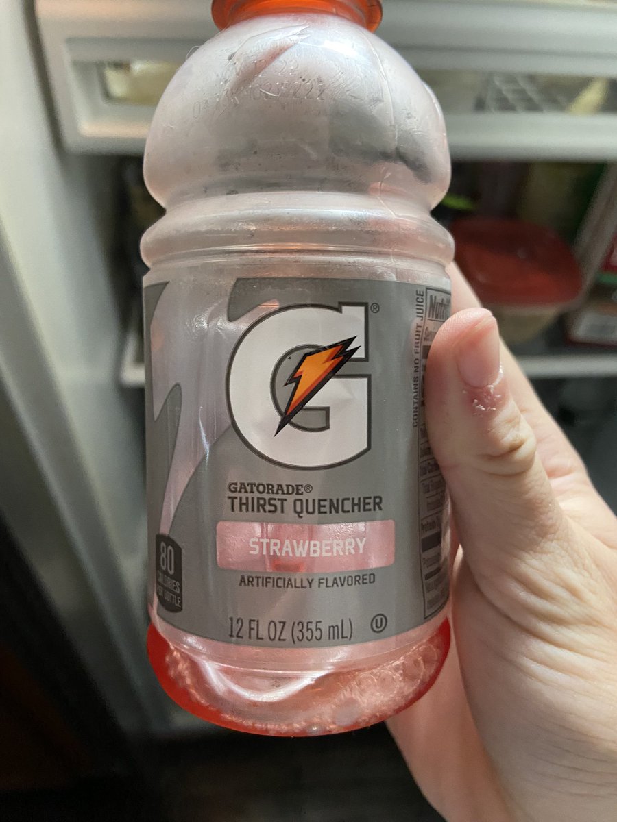 RowDapson's tweet photo. @mdmgreiner @SOATS_ATs @GO_NYSATA @DieselDave22 random gatorade bottle from the fridge😁 #NYATWeek2022 @mdmgreiner @SOATS_ATs @GO_NYSATA https://t.co/sfxZ2LThEj