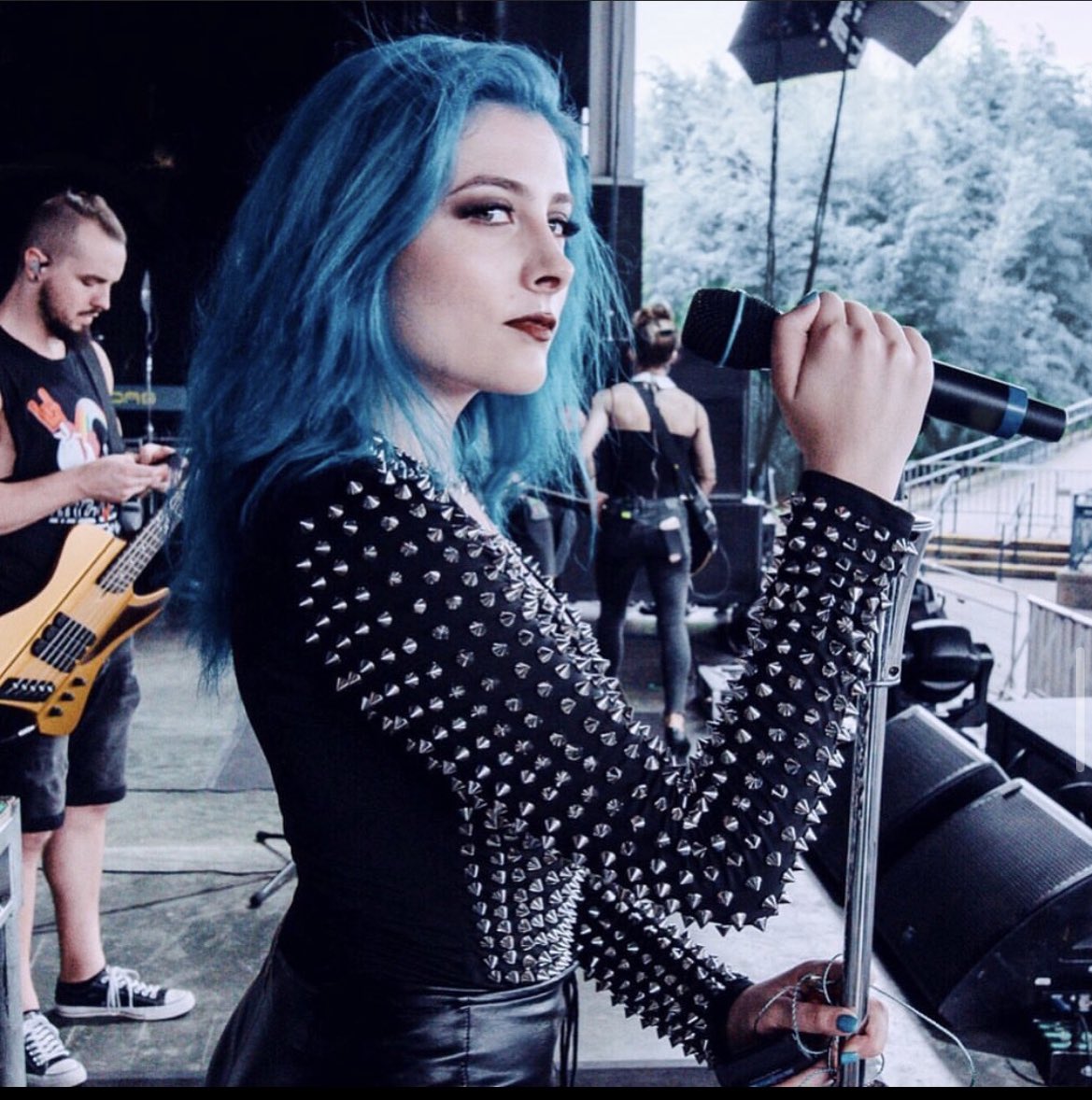 Early throwback, but to some shows. My own and on tour with <a href="/breakingbenfl/">NOT BB. | parody</a> <a href="/ItFindsUsAll/">Me (Not) Keith. Me Parody Hard.</a> <a href="/shallcwbay/">Ben. | not @benburnIeybb.</a>.