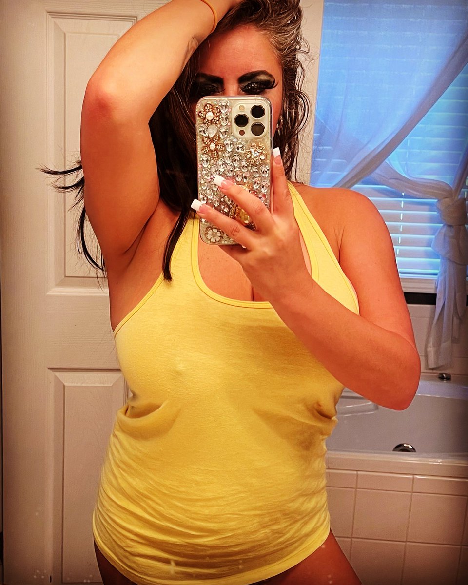 KodyRae3's tweet photo. 💛💛💛💛💛
#of #onlyfans #onlyfansgirl #selfie #photooftheday #fyp https://t.co/KIj9ijJHRx