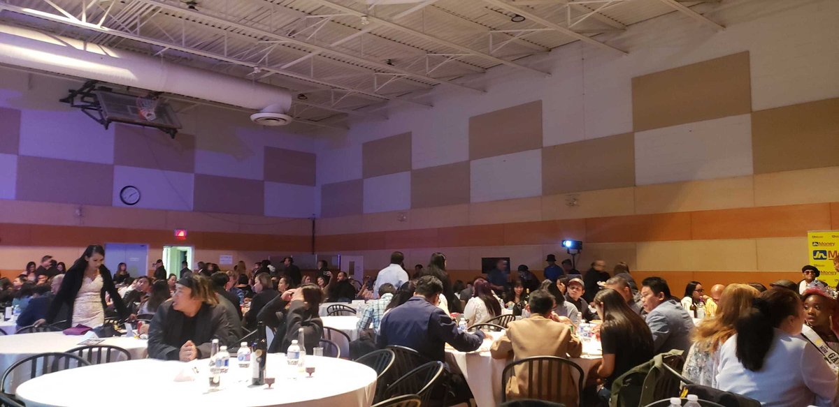 pasternakyc's tweet photo. I was honoured to bring greetings and congratulations to the organizers, volunteers and community partners at the Fun Philippines appreciation dinner.
#funphilippines #ward6 #yorkcentre #downsview https://t.co/yxr9FQ9SlB