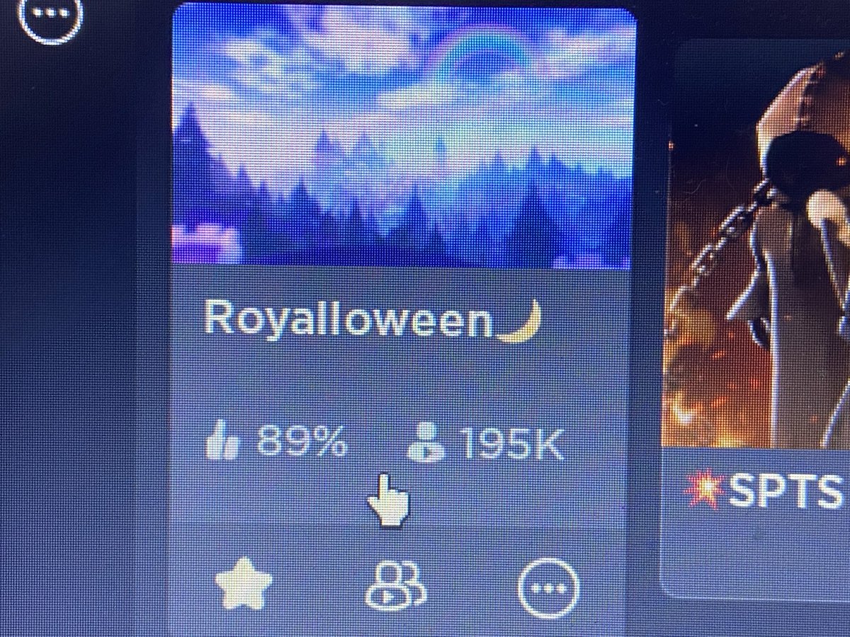 random_tehe's tweet photo. I haven’t seen this many players in awhile #royaleween2022 https://t.co/dI92SepBcV