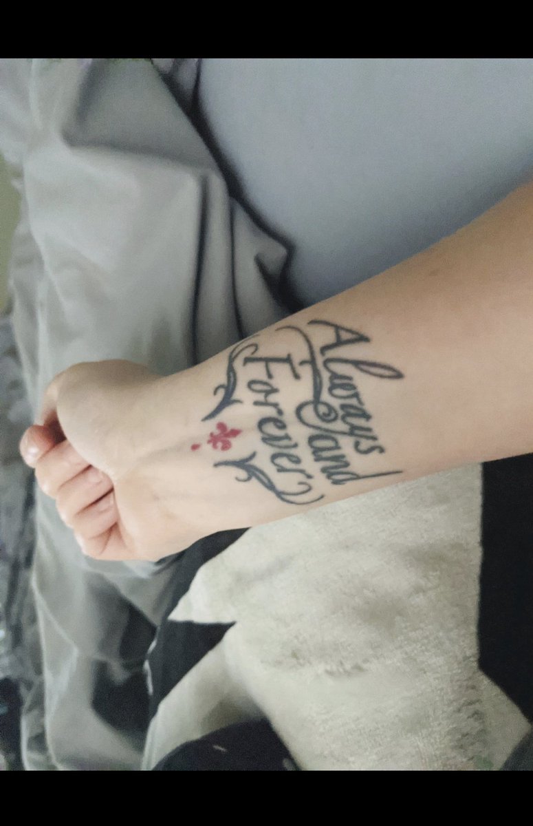 Daughtry#music#chick tweet media