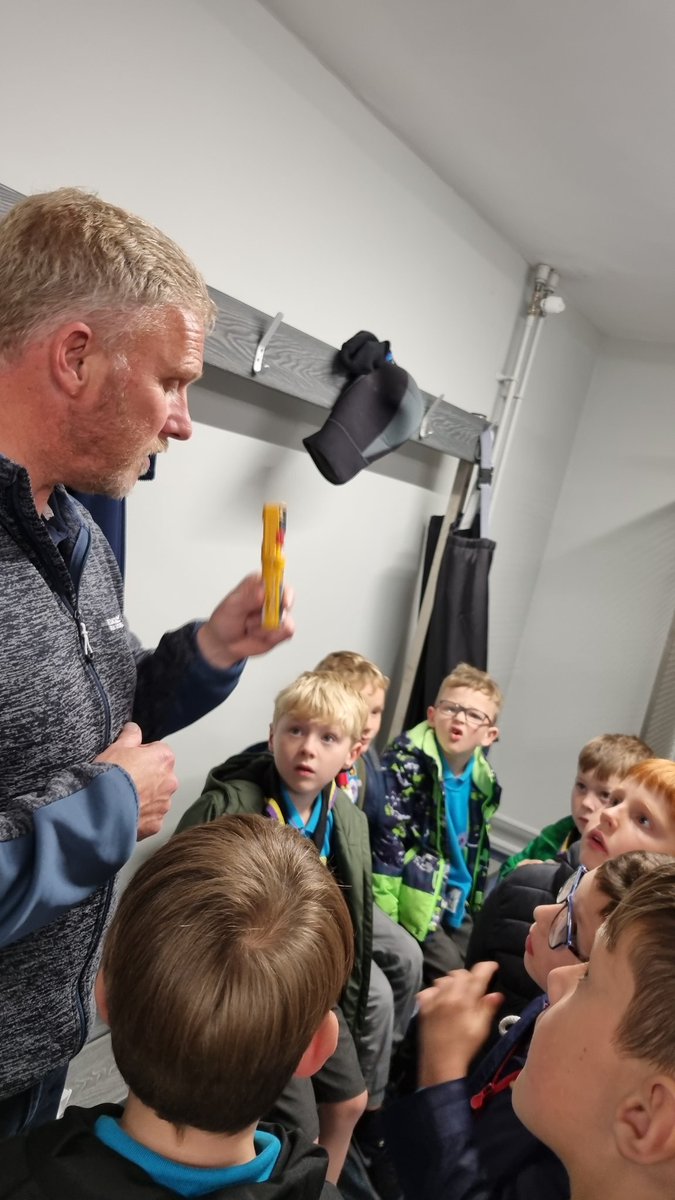 1stwillowbeaver's tweet photo. Thank you @SouthportRescue for showing us around your new Lifeboat station. Beavers had a great night 😊 @SeftonNorth @MerseysideScout https://t.co/bcCVQzM6DN