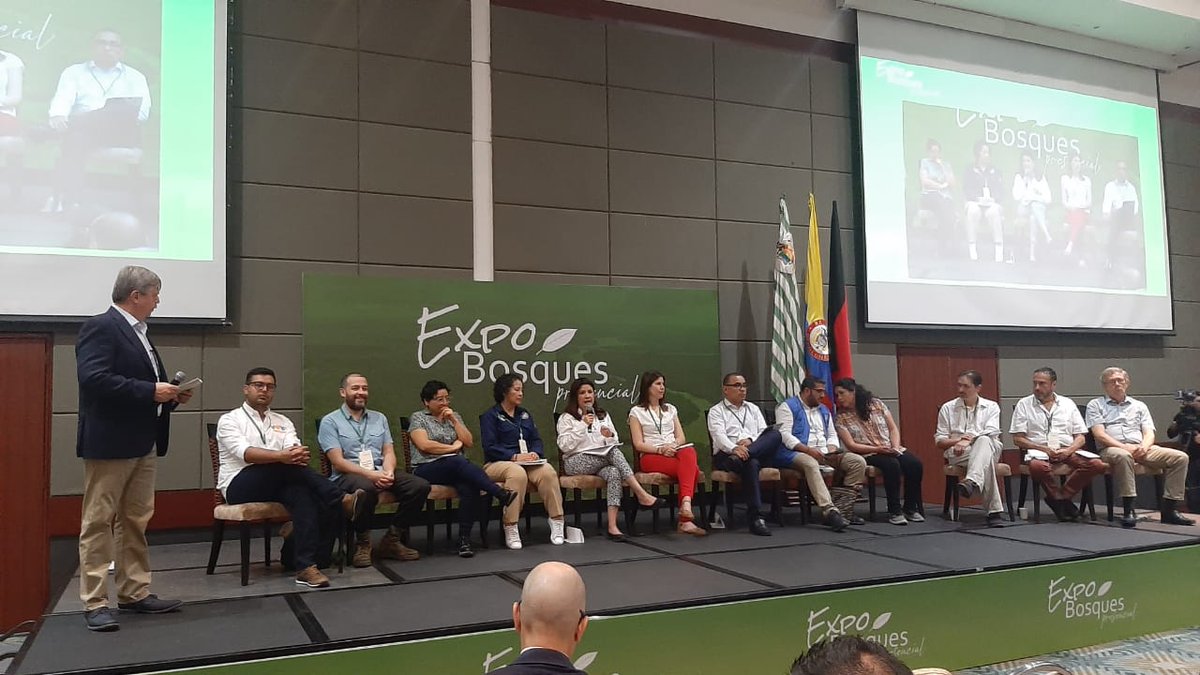 fundacionnatura's tweet photo. Nos encontramos en #Expobosques presentando la experiencia de #Amazonía2_0 con el #Geovisor como una herramienta tecnológica que aporta en la conservación y uso sostenible de los #BosquesAmazónicos https://t.co/O2FlSUcNny
