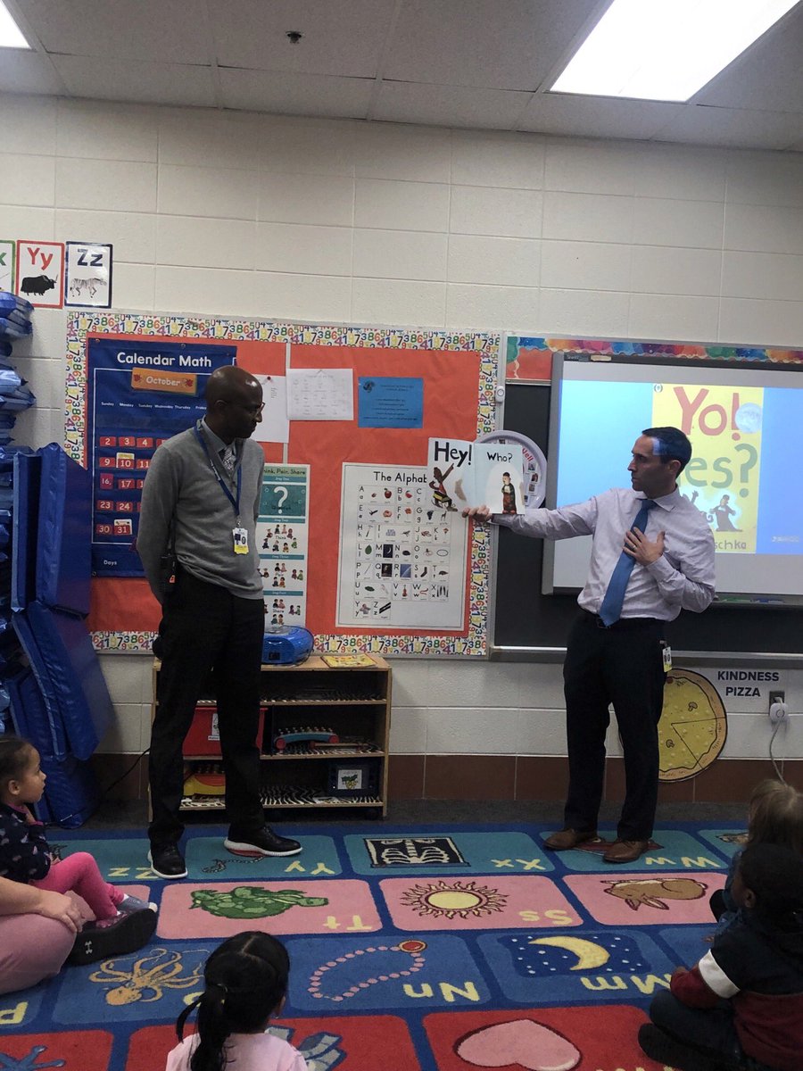 MrsAtalaPK's tweet image. Thank you Dr King and Mr Richardson for performing Yo! Yes? to our PreK Ss @CPBarnhartES @CCPS #prekchronicles