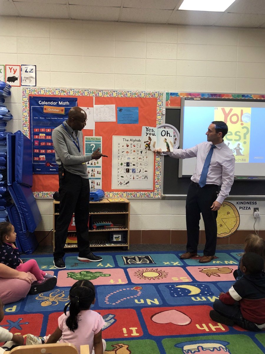 MrsAtalaPK's tweet image. Thank you Dr King and Mr Richardson for performing Yo! Yes? to our PreK Ss @CPBarnhartES @CCPS #prekchronicles