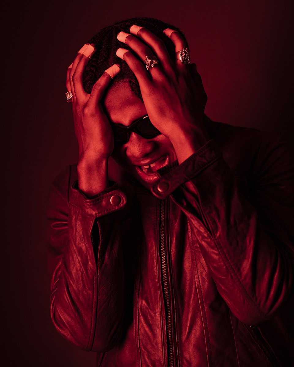 daboykenzi's tweet photo. New face , who ‘dis ? 👽🩸 #daboykenzi #africankov 

📸: @Koopokustudios https://t.co/lvrOznU83m