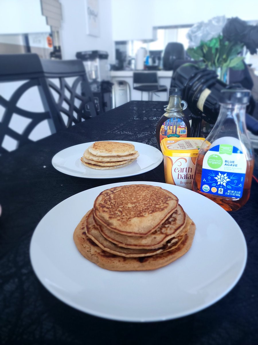 FitFoundations's tweet photo. Targeting my inner @TheRock for my cheat meal. #cheatmeal #npc https://t.co/yycDcRw1D8