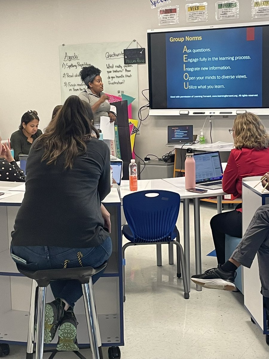 a_gribbin's tweet photo. Everything is better as a team!  Early release PD time with our sister school.  Collaboration, planning, and focusing on our goals across schools.  @KristenLand3 @SaraCapwell @EddieRuiz531 @drdchristiansen @CSUSAhq @UnionPrkAcademy @InPrepAcademy https://t.co/Ya69jzaneF