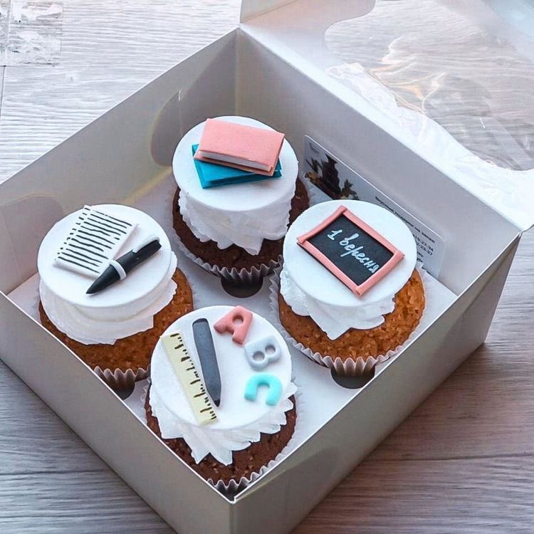 Has recibido algo! 💌
꒦꒷꒦꒷꒦꒷꒦꒷꒦꒷꒦꒷꒦꒷꒦꒷꒦꒷꒦꒷

➥ De: Anónimo 
➥ Para: <a href="/auracristaI/">Jąs loves Ząd.</a> 

❝ Feliz día del docente. 🍎❞