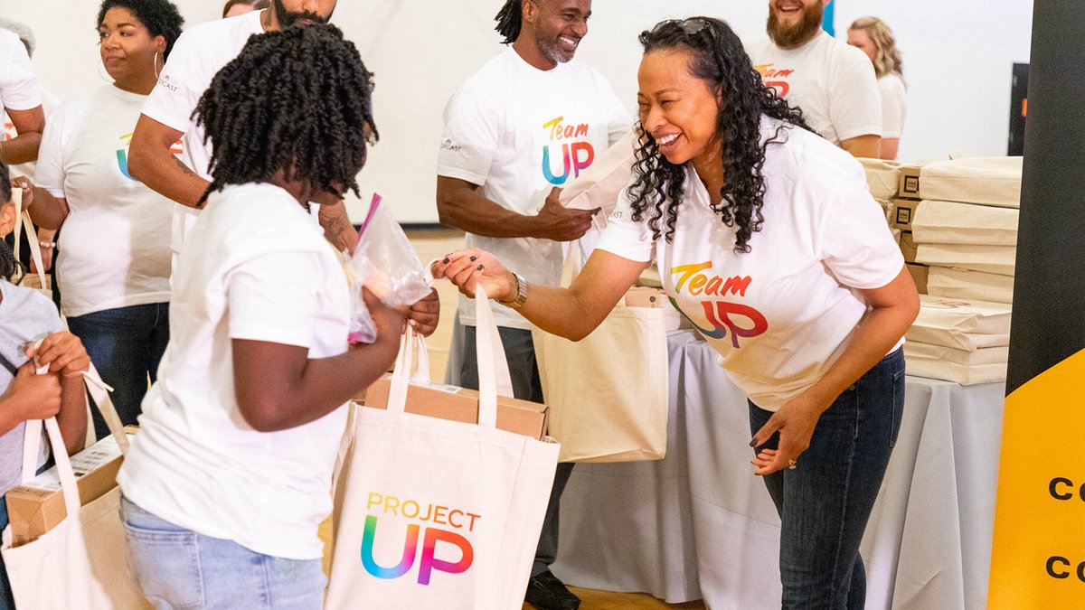comcast's tweet photo. During a recent visit to Tacoma, we announced a $300K investment to support organizations in the South Puget Sound region and help close the digital divide. Comcast EVP &amp; Chief Diversity Officer @dalila_says reflects on the event: https://t.co/9EqykMhM9j #ProjectUP https://t.co/JauHmyqNpg