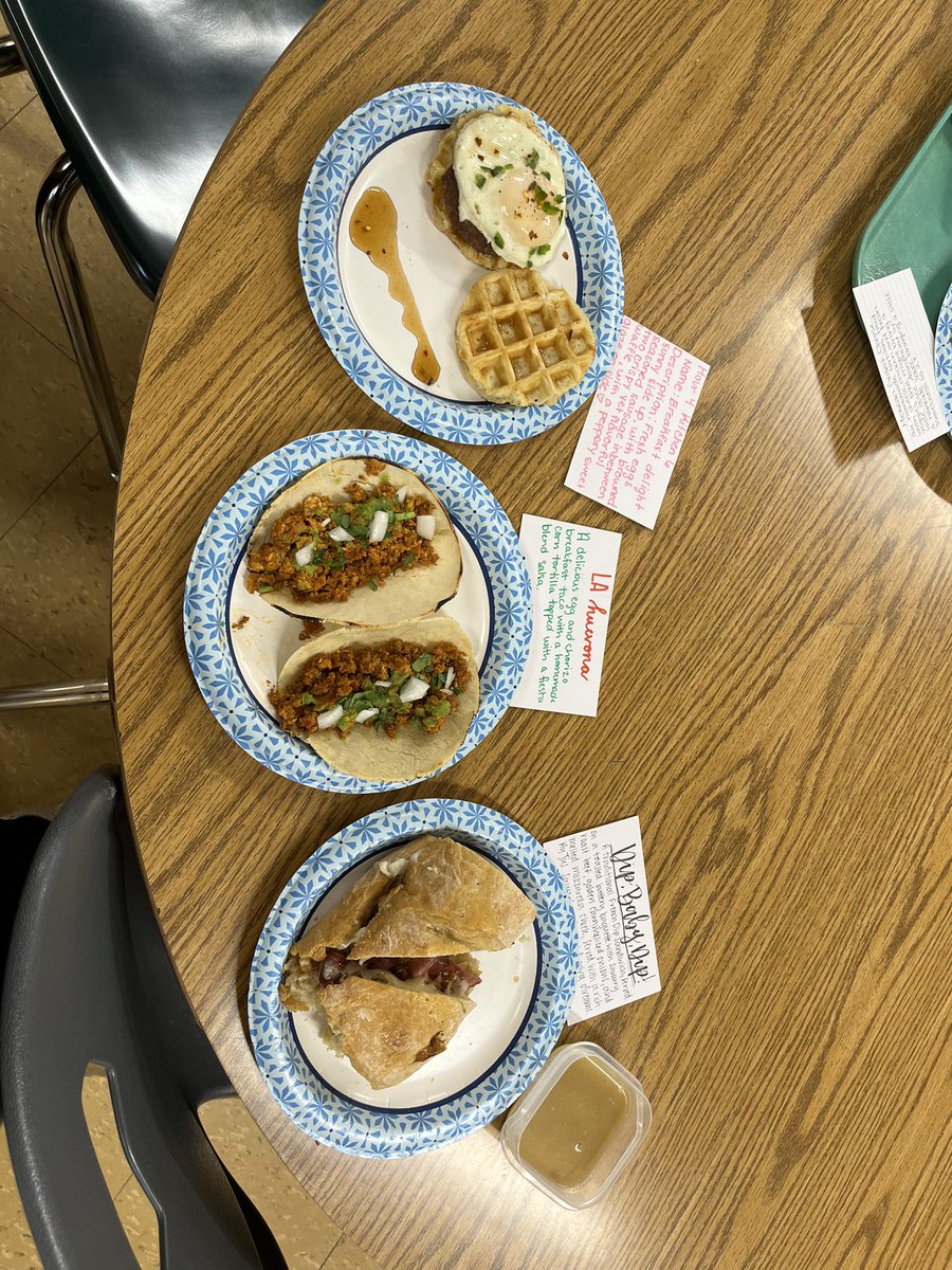 BCCHS_FCS's tweet photo. Culinary 2 made it smell all sorts of delicious in 600 hall today with their food trucks! They had $2.50 to make food for their group plus one. They did FANTASTIC! And the best part, we had a mini reunion with @gordomomma judging them. Ray of sunshine that one! https://t.co/5nFoaXCiYc
