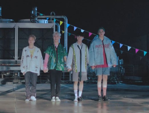 lilith (@98dalsies) on Twitter photo 