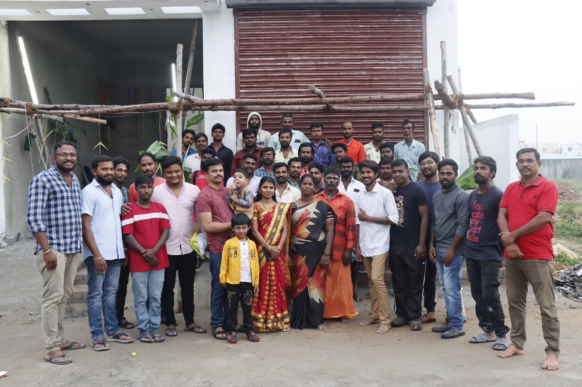 cevenkatesan's tweet photo. Team Valam Constructions celebrating the ayudha pooja in our site with our client.
#valam #vc #aninkedengineer #Ayudhapooja #AyudhaPooja2022 #AyudhaPoojaiSpecial https://t.co/KRizQgZ2ff