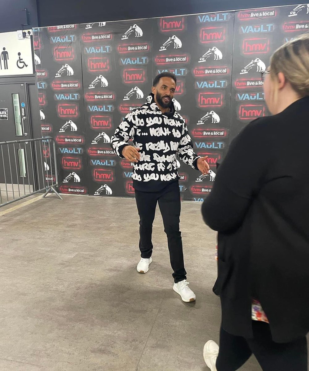 stephleigh_98's tweet photo. A literal dream come true❤️❤️ Craig is amazing, so kind and gentle. Really took the time for everybody. Just when you think you couldn’t love him anymore my hearts grew twice the size😍 thank you for your time today @CraigDavid 😘 @hmvBirmingham @hmvtweets 

(Tattoo pending🤪) https://t.co/N9d8V7lQNd