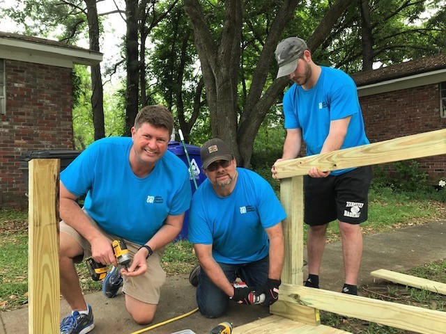 motleyrice's tweet image. We are very excited about our Fall Day of Giving in Charleston- #ProjectGo! Look for photos of all our work with @GreenHeartChs #CoastalConservationLeague and #EastCooperMealsOnWheels projects tomorrow! #causesnotjustcases