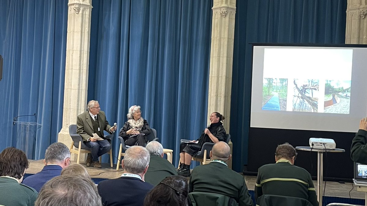 Wurtz_Isabelle's tweet photo. Rencontres nationales #Foretdexception à #Verdun. Regards croisés 15 ans, 15 forêts labellisées #FODEX, « une richesse inestimable » pour @JonasVerain. In situ gouvernance innovante #ONF avec les acteurs du territoire. #aménagement entre #histoire et défis actuels @ONF_Officiel https://t.co/rQLAcpZcr8