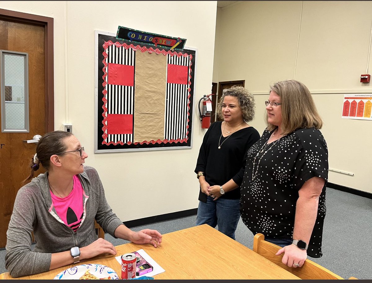 JLago16's tweet image. Lunch and Learn with #phoenix family! @SouthProvSchool @UCPSNC @SteveCampbellnc