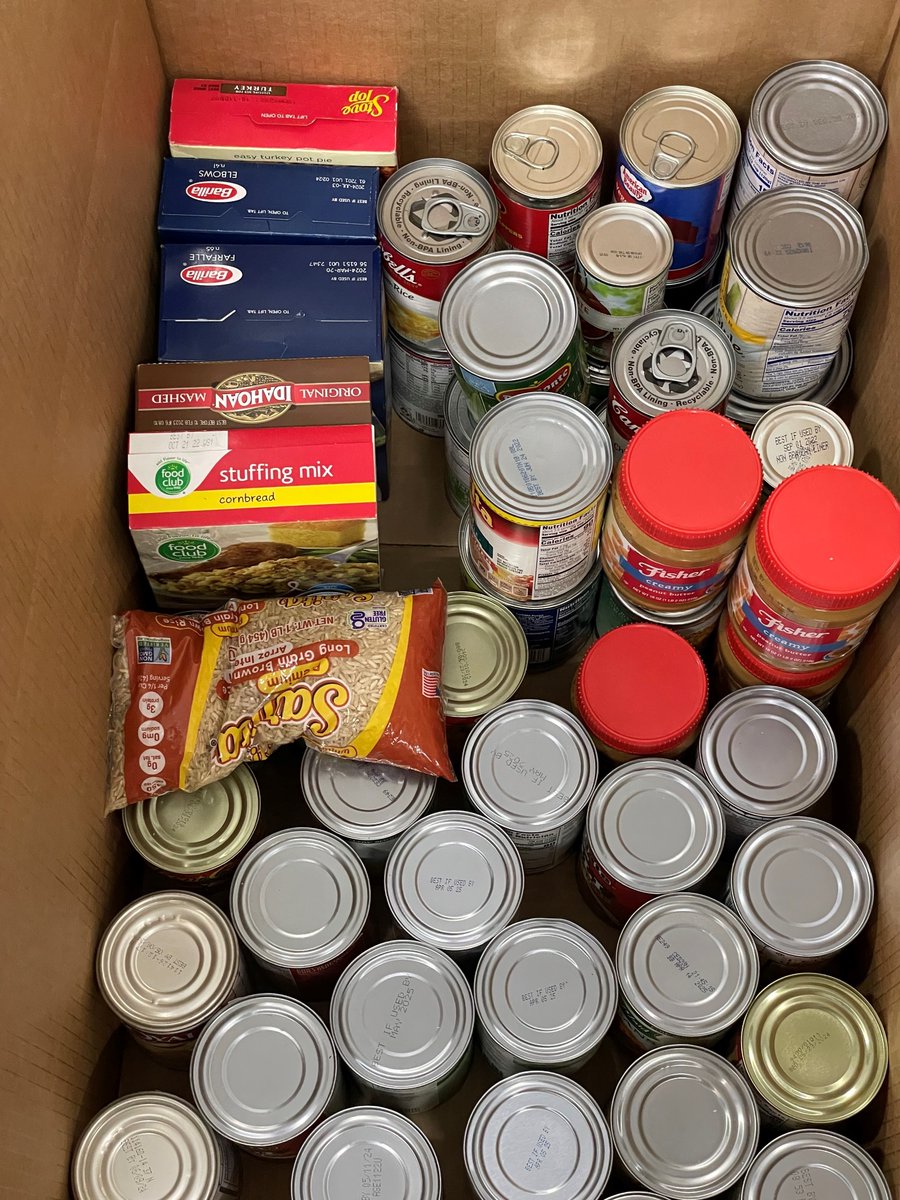 BronTapes's tweet photo. Food Drive Update: There's still time to participate! ⏰ We are accepting donations at all of our Bron Tapes locations through Friday, October 7th. #OneBron https://t.co/mtgtYLZ1mv