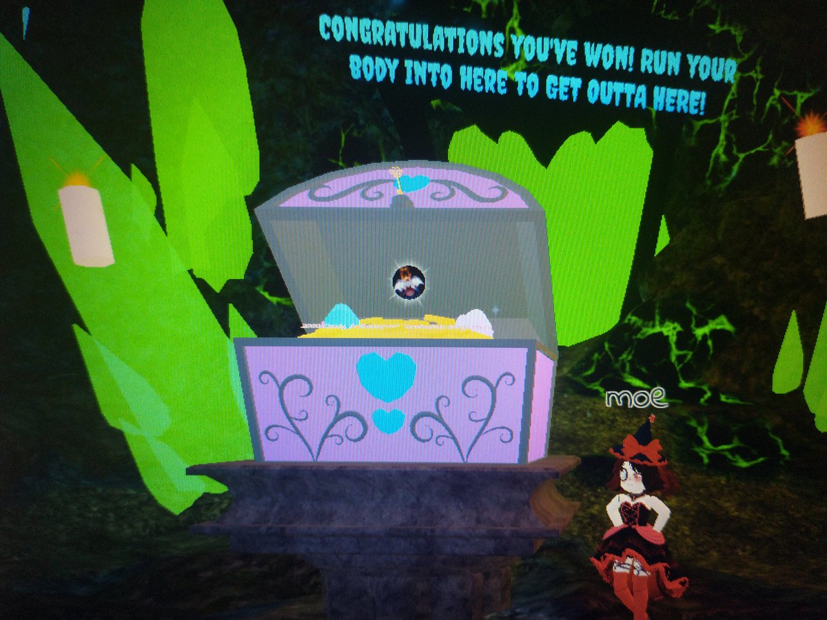 Coffee_Koalaa's tweet photo. So I've been pretty inactive today but I finally finished the maze! #royaleween #royalehighupdate #royalehigh #royalehighhalloween #royalloween #royalloween2022 https://t.co/A4i7NsZO4F