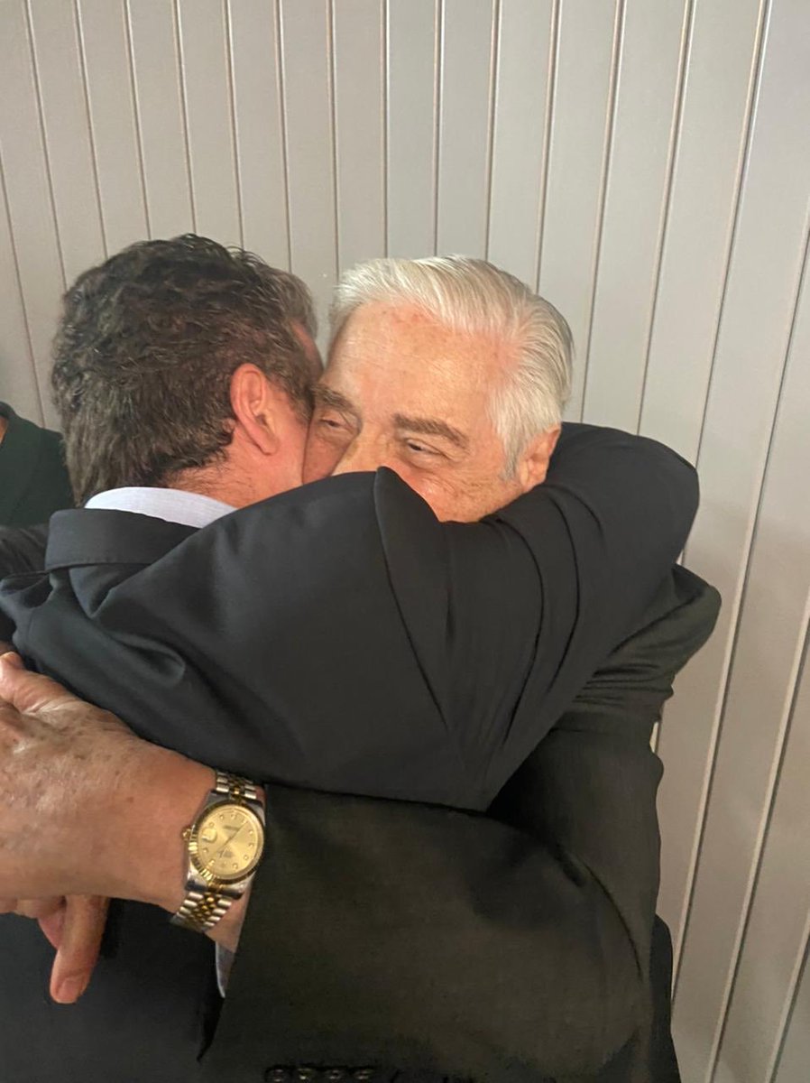 There are some moments that will last a lifetime. Baquer #Namazi hugging his son Babak after 6.5 years. A day we are worried would never come. On to ⁦<a href="/CCAD/">Cleveland Clinic Abu Dhabi</a>⁩!