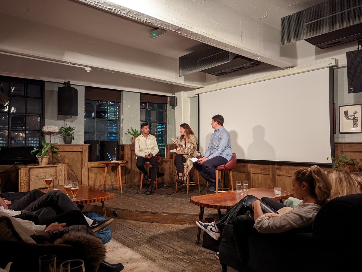 NatalieErtl1's tweet photo. Great start to the psychedelic sessions at Shoreditch House this evening. Well done @RayyanZafar6! Fascinating to hear the experiences of some participants from the psychedelic trials from the past decade. I'm excited for the next session! 🍄 https://t.co/HQd8Opkyws