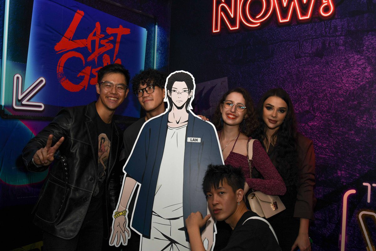 HQ has received all reports from recruitment and will be processing all new applications to the Last Gen. Thank you all for coming out and you will be receiving your Last Gen invitation through POAP later this week!

⬇️ TELL US IF YOU WERE THERE ⬇️