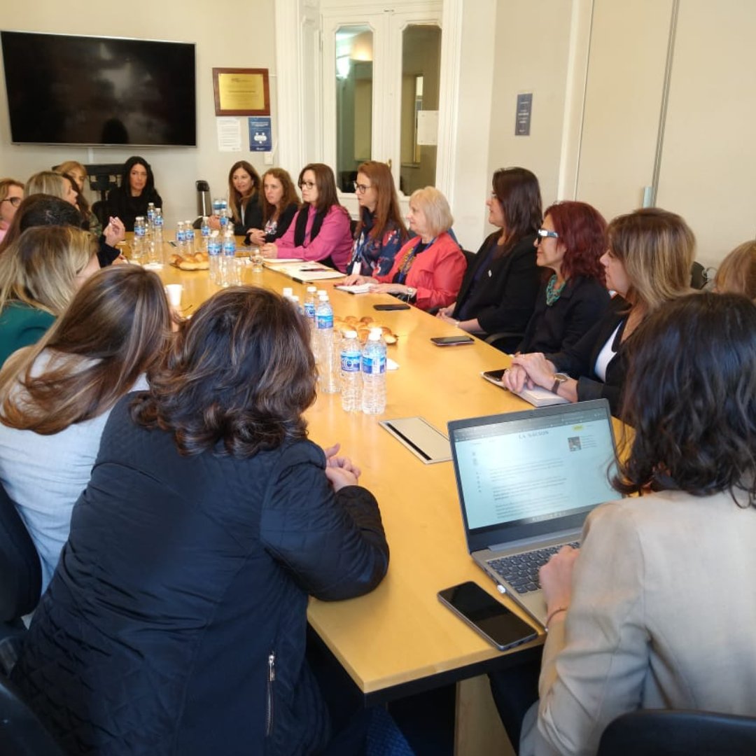 redmia_ar's tweet photo. En el marco del Día Internacional de la Empresa Familiar, compartimos un desayuno de trabajo con empresarias de Brasil en donde conversamos sobre el rol de la industria en ambos países, el desafío de ser mujeres en el sector y la transición generacional de la empresa familiar. https://t.co/sLBZ0Qr6qy