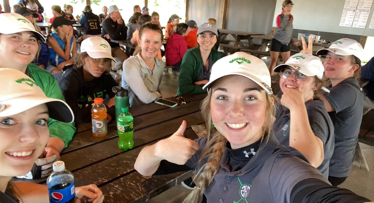 maddiefleckgolf's tweet photo. Moving onto districts as a team breaking a school record with a 381! #districtsbound #ohsaa #D1 #godogs https://t.co/ytqC5F9I7d