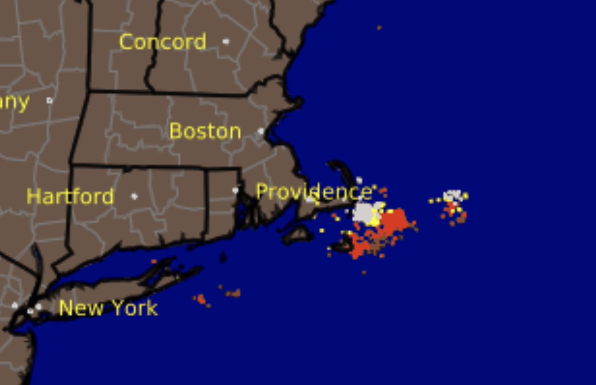 just your average massive thunderstorm coming into to Cape &amp; Isles from southeast to northwest.. as ghost of hurricane Ian heads for final demise in The Atlantic Ocean. Once-in-a-liftime weather happens somewhere on earth every day