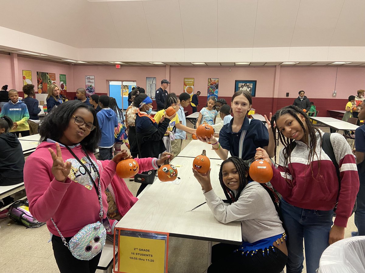 MarkTwainDPSCD's tweet image. More #CountDay fun!