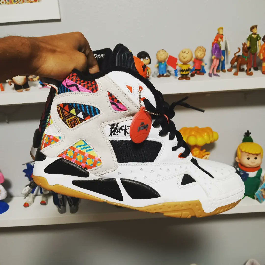 Terrance_Keller's tweet photo. #kotd #reebokpump #sneakers #kicks #90s #vintage #sneakers #sneakerheads https://t.co/7NQ8icwP4h