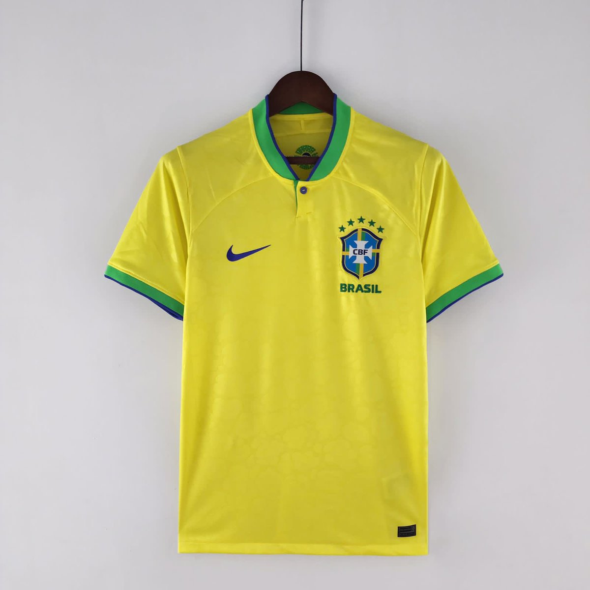 CantosVIP365's tweet photo. 🚨 SORTEIO 🚨

Quer ganhar uma camisa da seleção Brasileira? É simples, basta seguir as regras abaixo ⤵️

REGRAS:
🇾🇪 Seguir: @Horto7imports @spfcdaopressao 
🇾🇪 RT e FAV nesse tweet

O sorteio será realizado dia 20/10 ❤️
Boa sorte! https://t.co/BQdKNEYb3P