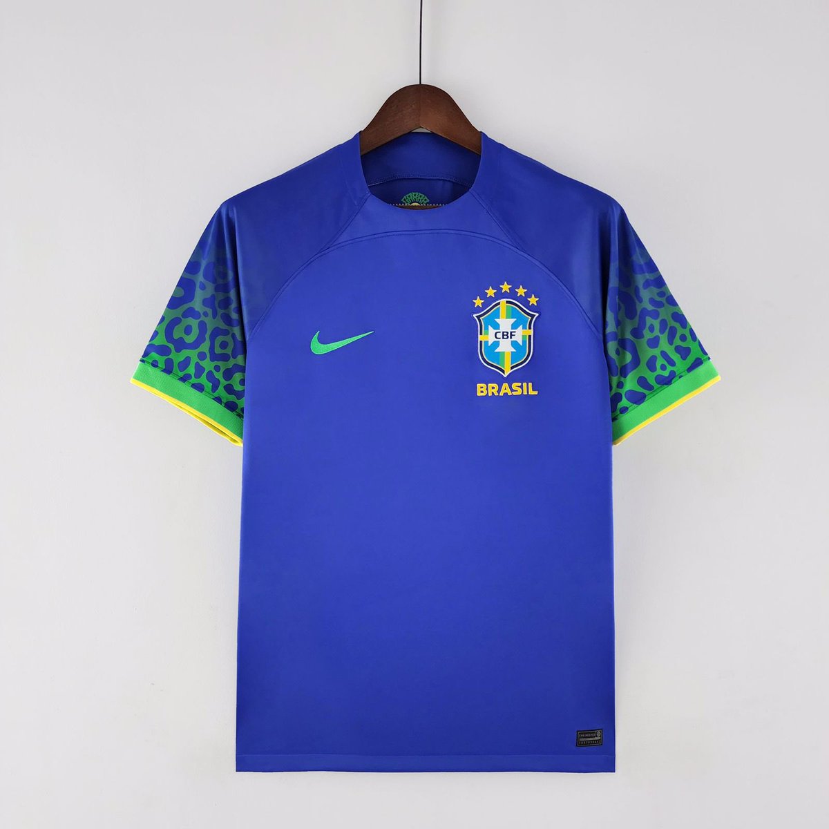 CantosVIP365's tweet photo. 🚨 SORTEIO 🚨

Quer ganhar uma camisa da seleção Brasileira? É simples, basta seguir as regras abaixo ⤵️

REGRAS:
🇾🇪 Seguir: @Horto7imports @spfcdaopressao 
🇾🇪 RT e FAV nesse tweet

O sorteio será realizado dia 20/10 ❤️
Boa sorte! https://t.co/BQdKNEYb3P