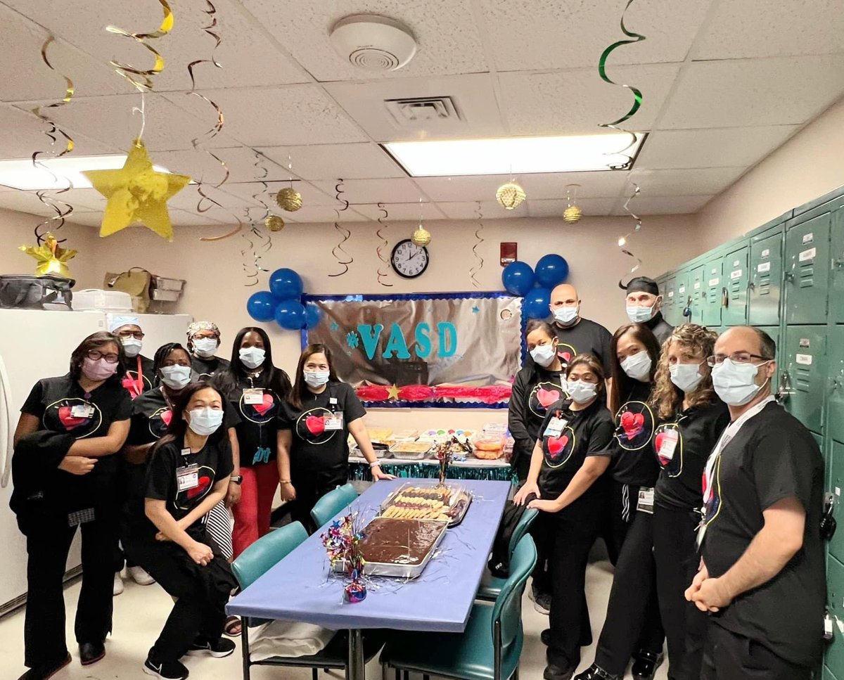 NocheCatherine's tweet photo. Happy Vascular Access Specialty Day!
Improving patient care one vessel at a time.
Vascular Access and Procedures MDA
#FirstPICCRNInserter #60NursesStrong #MakingCancerHistory #Top1InTheNationForCancerCare @MDAndersonNews @ppisters @AbigailCaudleMD @epninan @CarolPorterDNP https://t.co/Dy9HPkaqDw