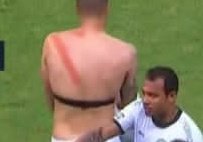 futvida__'s tweet photo. Como vou explicar pra minha muié que eu tava jogando bola?? https://t.co/2wN60fqMJi