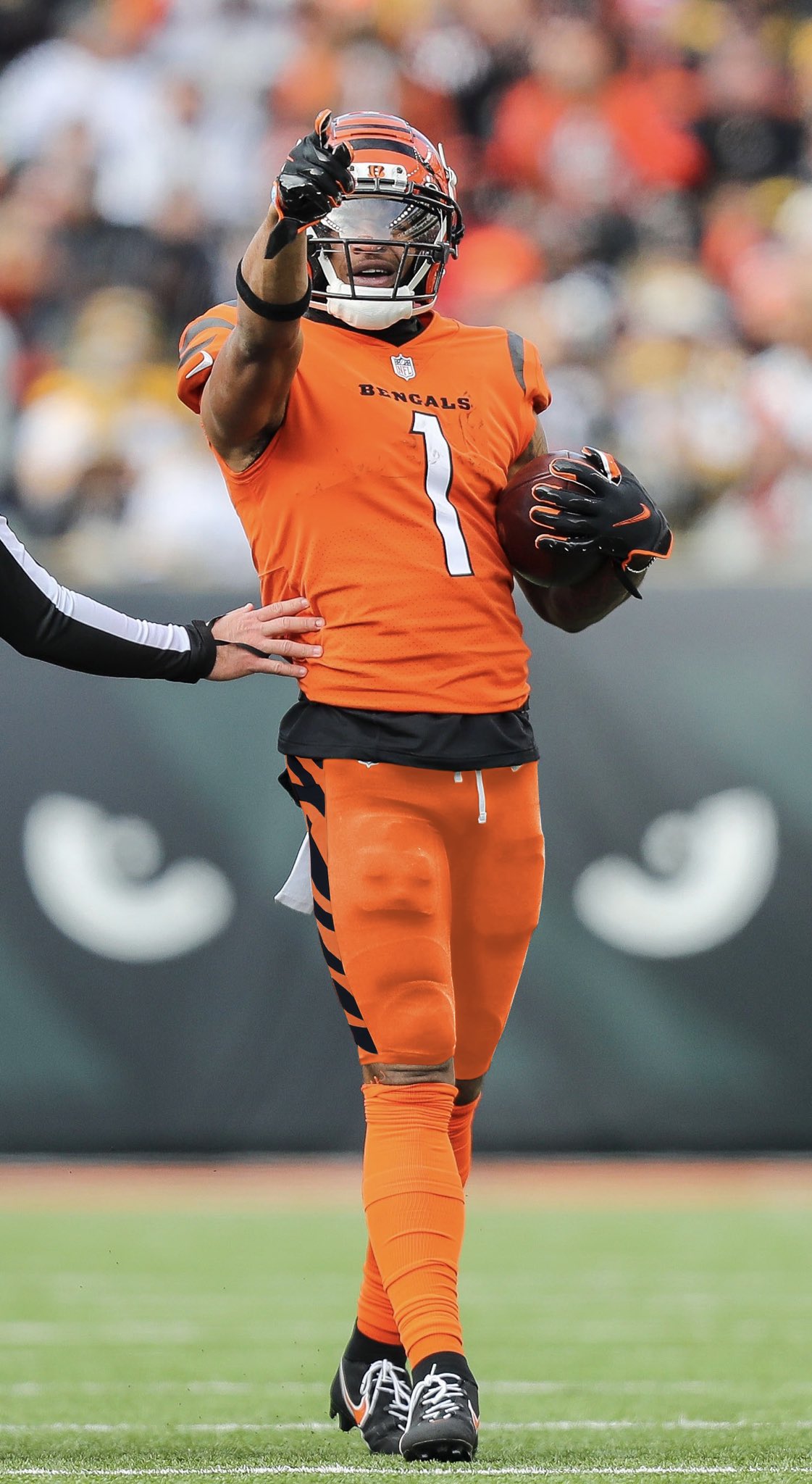 Bengals Graphics on X: 'Should the next uniform addition for the