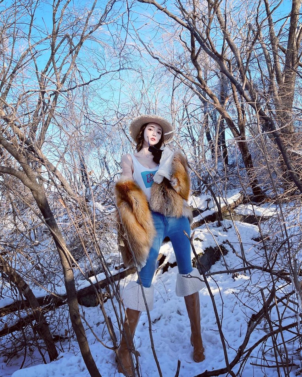 lin_language's tweet image. To live the life you like, to be the way you like, is actually very simple, is to live the countless "today" well, which means not to let down not to waste time, to meet everything with enthusiasm, so that every day of life are tasty!