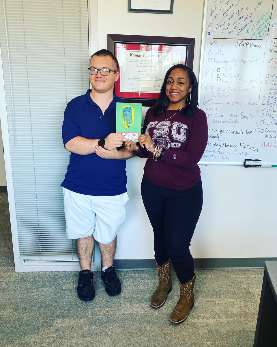 JessikaHearne's tweet photo. Don’t you just love ❤️ #CollegeShirtWednesdays? 🥰 #TSU #AllRoadsLeadToTexasSouthern @TexasSouthern 🐅 even though 1 of my scholars has @bayloruniversity in her future plans 🙂 #ILoveMyScholarsSoMuch #ISupportHerThough😊 #ISupportThem & Wherever they plan to go! #PrincipalHearne https://t.co/WZt3ixUhXY