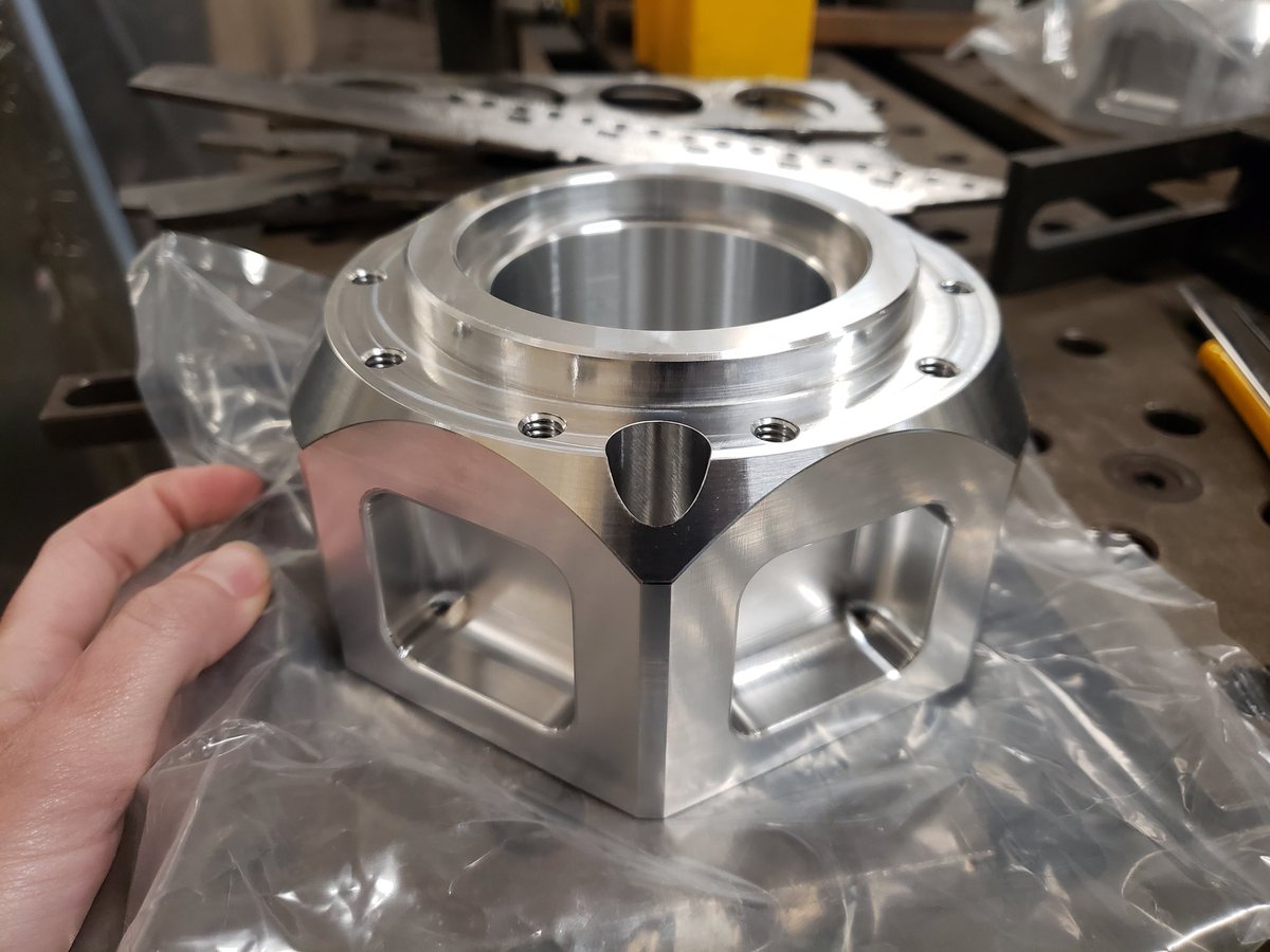 HiJinx - BattleBot tweet media