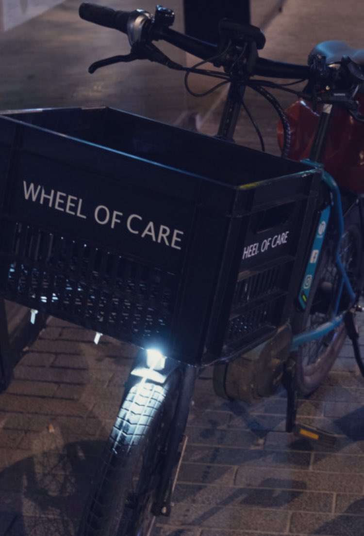 Vernissage fototentoonstelling van  “WEL ZIJN” met Wheel of Care als onderwerp. 
👉🏽Vanavond om 19u in het GC Elzenhof, allen welkom! 🥂 #welzijn #brussel #elsene #ecopreneur #mobiliteitbrussel #welovegoodmove